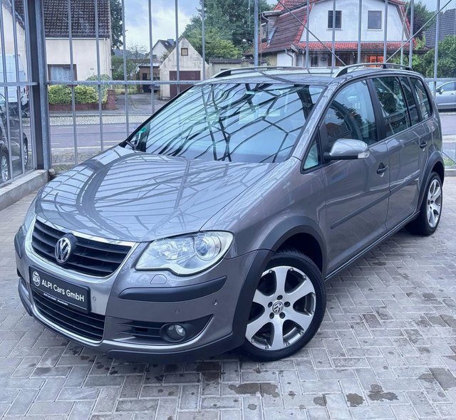 Volkswagen Touran CrossTouran 2.0 TDI DSG  AUTOMATIK/AHK/XENON - foto 1