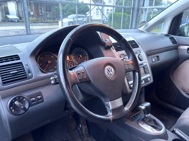 Volkswagen Touran CrossTouran 2.0 TDI DSG  AUTOMATIK/AHK/XENON - foto 6