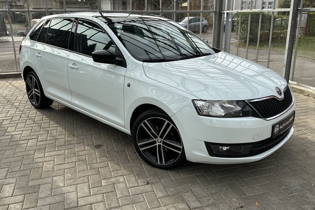 Skoda Rapid Spaceback 1.2 TSI Style Plus  PANORAMA/SITZHEIZ. - foto 9