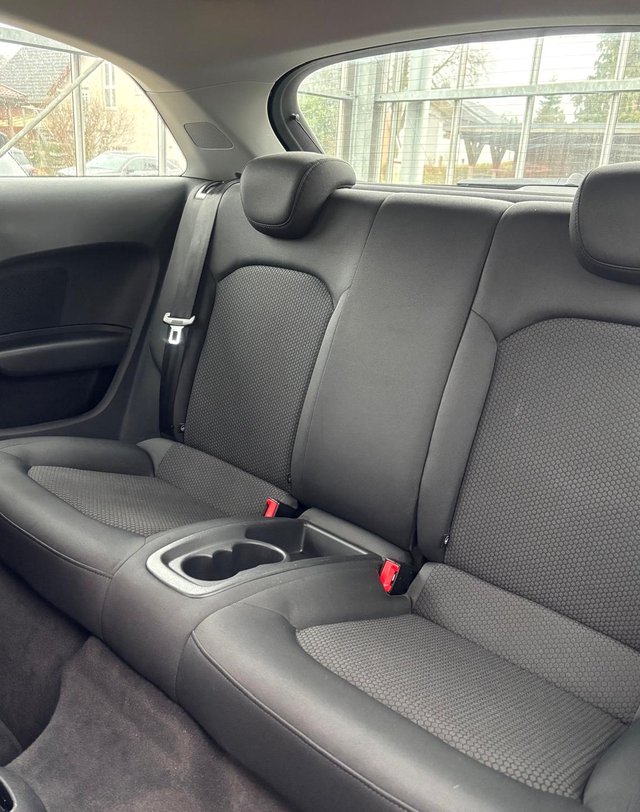Audi A1 1.2 TFSI Attraction  1.HAND/EINPARKHILFE/SITZHEIZUNG - photo 6
