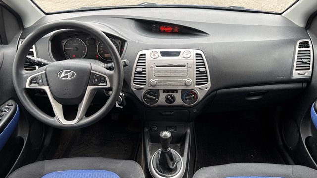 Hyundai i20 1.2 Comfort  TÜV BIS 10/2027 + ÖLWECHSEL NEU - photo 2