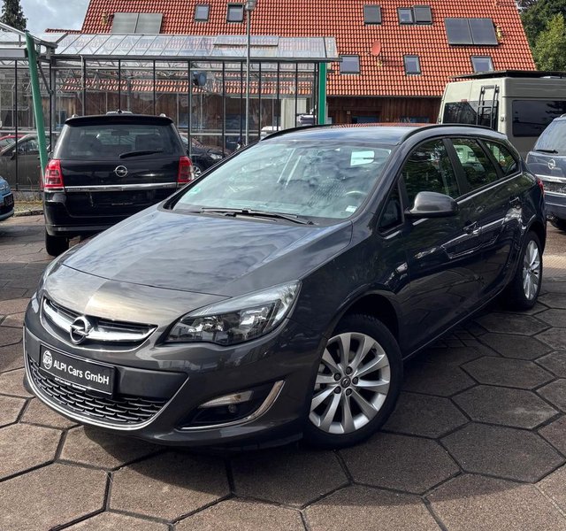 Opel Astra 1.4 Sports Tourer  EINPARKHILFE/SITZHEIZ./TÜV - bilder 1