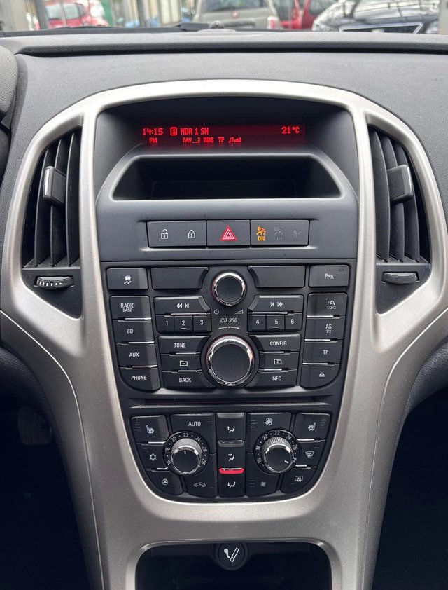 Opel Astra 1.4 Sports Tourer  EINPARKHILFE/SITZHEIZ./TÜV - bilder 6