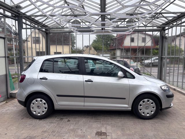 Volkswagen Golf Plus V 1.6 FSI Trendline  EINPARKHILFE/AHK/1.HAND - bilder 9