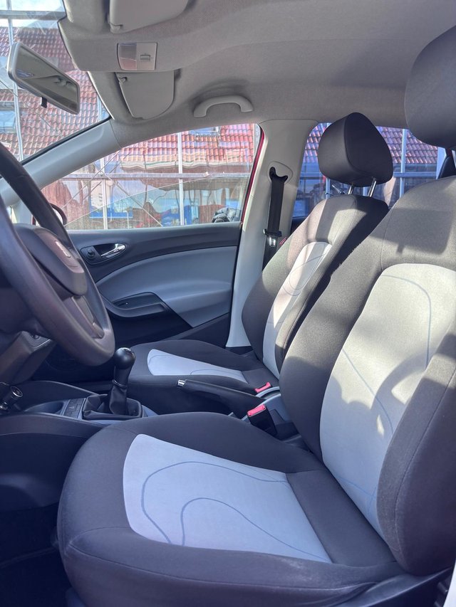 SEAT Ibiza 1.2 12V Reference  SITZHEIZUNG/TÜV 10/2027 - photo 3