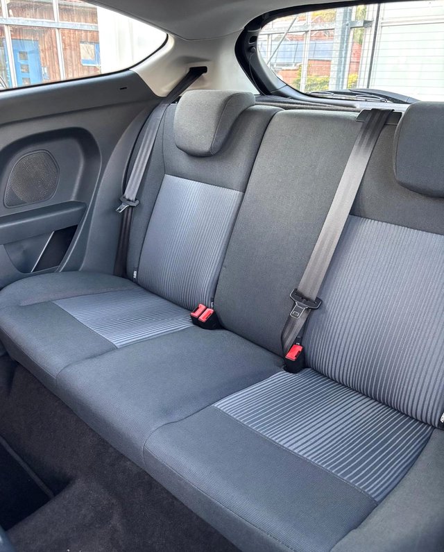Ford Fiesta 1.25 Trend  SITZHEIZ./FINANZIER./EINPARKHILFE - bilder 8