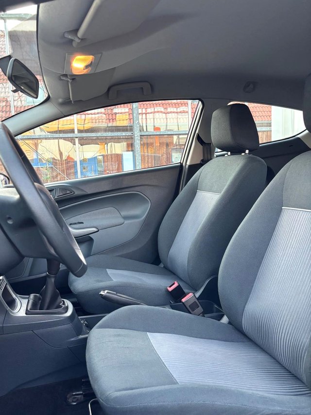 Ford Fiesta 1.25 Trend  SITZHEIZ./FINANZIER./EINPARKHILFE - bilder 6