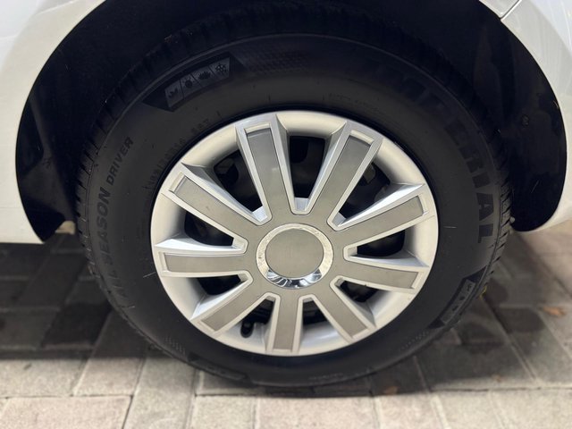 Opel Corsa D 1.2 Selection  TÜV/GANZJAHRESREIFEN - bilder 9