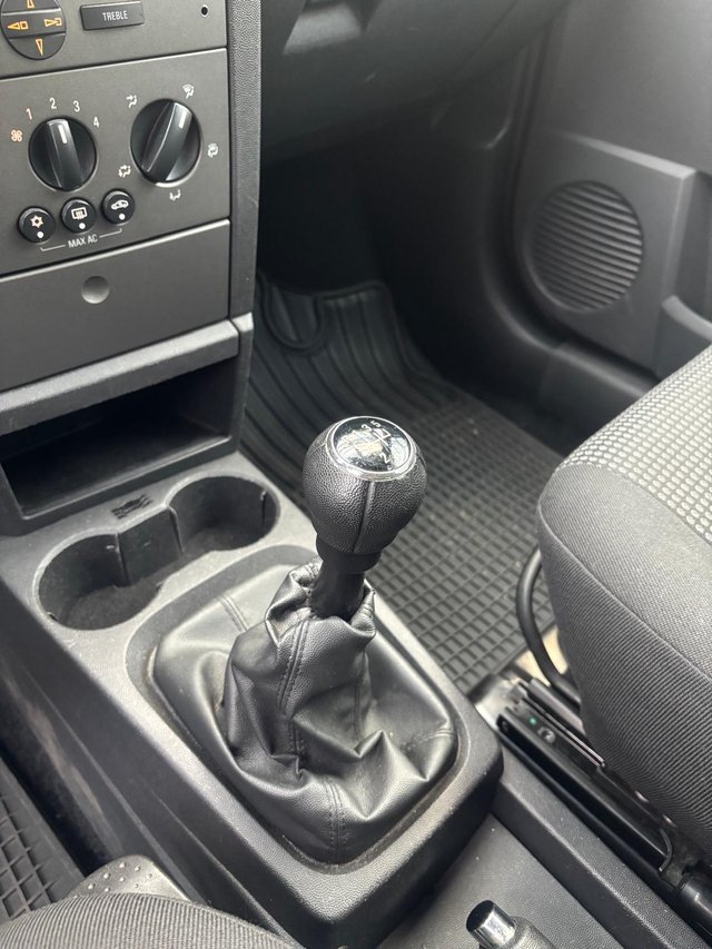 Opel Meriva 1.4 Edition  AHK/TÜV NEU/FINANZIERUNG MÖGL. - bilder 10