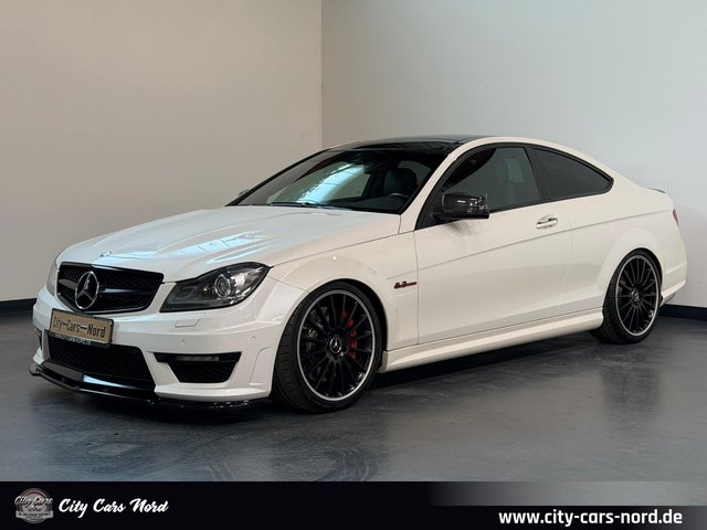Mercedes-Benz C 63 AMG COUPÉ PERFORMANCE-PANORAMA-BI.XENON Gebrauchtwagen Kaufen | EZ 10/2011 | Preis 47.999 €
