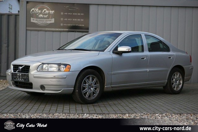 Volvo S60 2.4 AUT. LIM. Momentum SPUR-SHZ-PDC-KLIMAAUT - photo 1