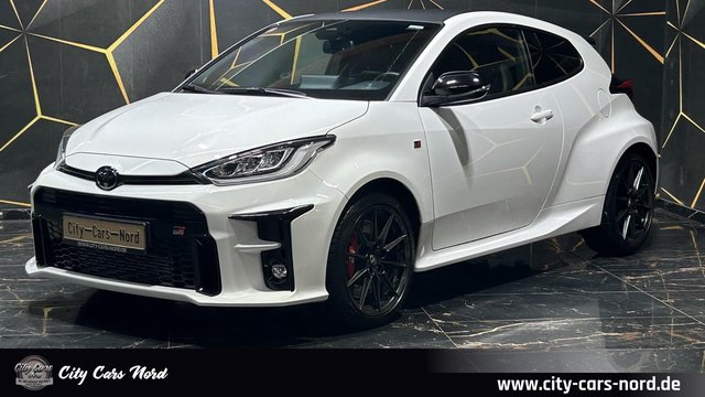 Toyota Yaris GR Performance-KAM-ALCANTARA-LED-K.GO-LANE - foto 1