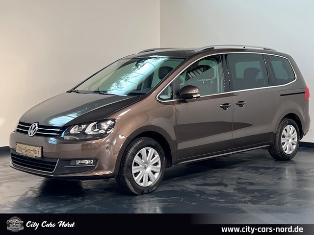 Volkswagen Sharan Highline BMT 7.SITZ+STD.HZ+KAM+BI.XENON Used vehicle for sale | First registration 10/2012 | Price 9.999 €