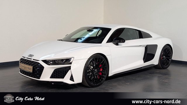 Audi R8 Coupe RWD PERFORMANCE/CARBON/NAPPA/KAMERA Gebrauchtwagen Kaufen | EZ 05/2023 | Preis 115.999 €