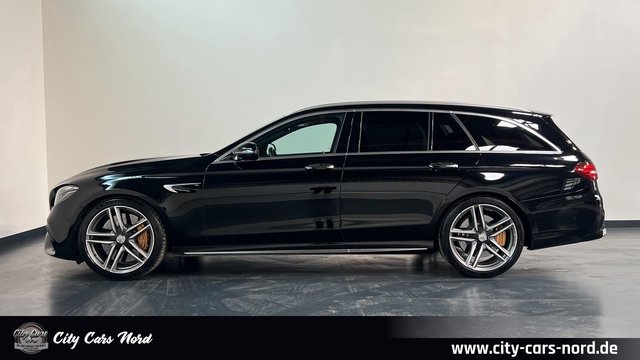 Mercedes-Benz E 63S AMG 4Matic+ STD.HZ-KERAMIK-360°-HUD-DTR+ - foto 2