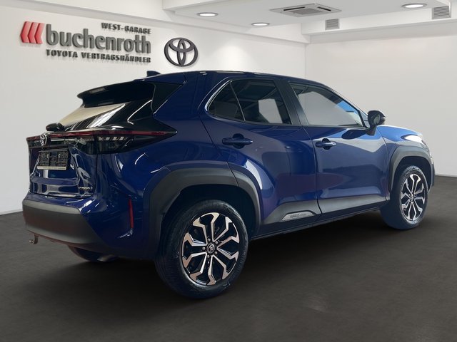 Toyota Yaris Cross Hybrid FWD Team Deutschland +Safety- & Winter Paket - bilder 5