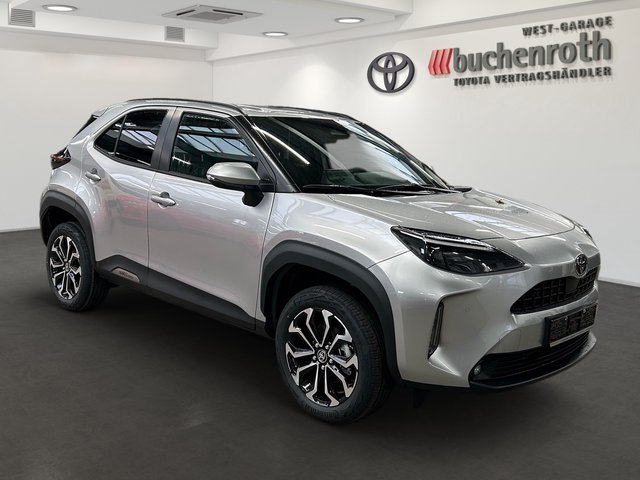 Toyota Yaris Cross Hybrid Team D +Safety-Paket+Winter-Paket - bilder 3