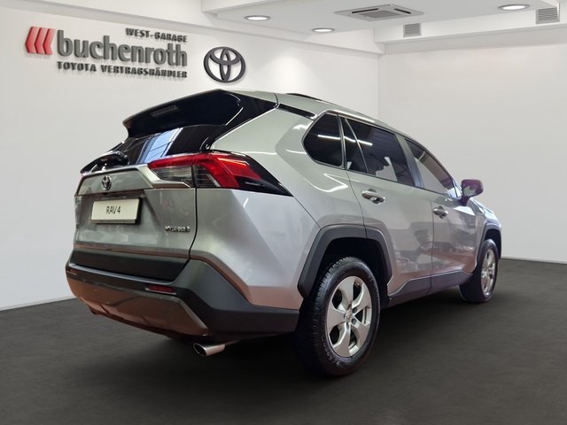 Toyota RAV4 Hybrid 4x2 Club + 8-Fach+ Tech. Pak. - foto 5