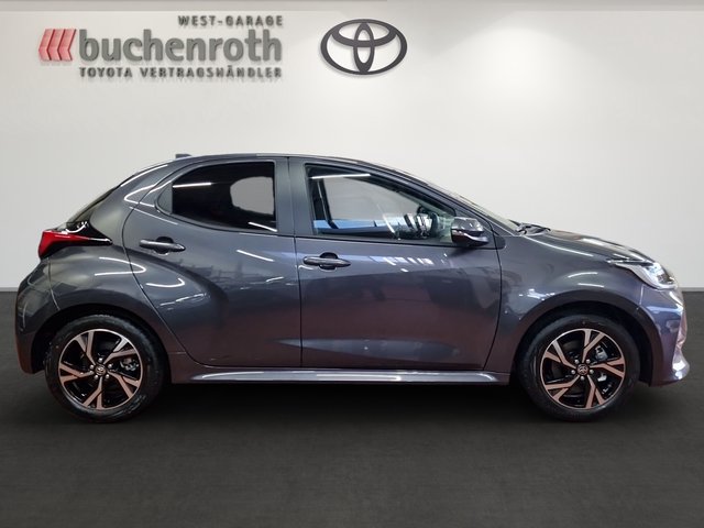 Toyota Yaris Hybrid Team D +Comfort-Paket - bilder 4