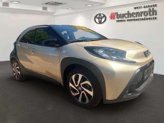Toyota Aygo X Team D +Allwetterräder - bilder 3