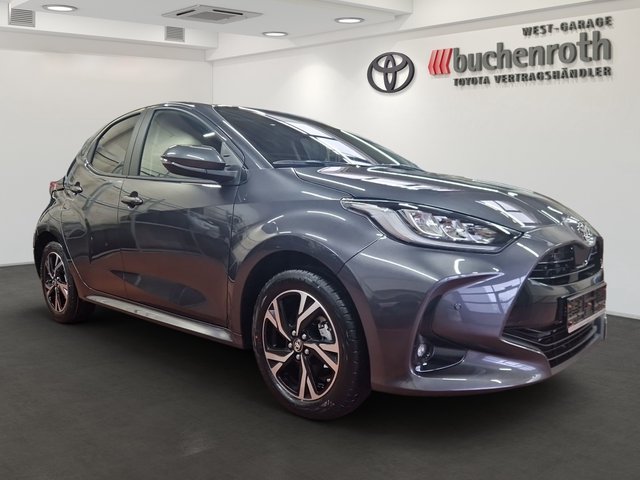 Toyota Yaris Hybrid Team D+Safty & Comfort Paket Safty+ - bilder 3