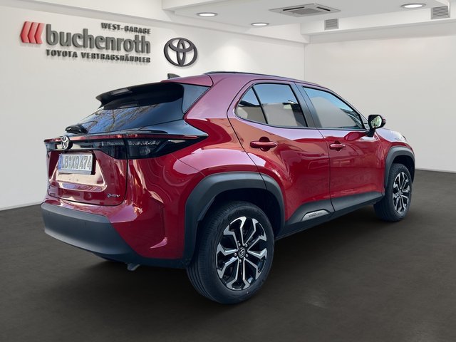 Toyota Yaris Cross Hybrid FWD Teamplayer +Safety- & Winter Paket - bilder 5