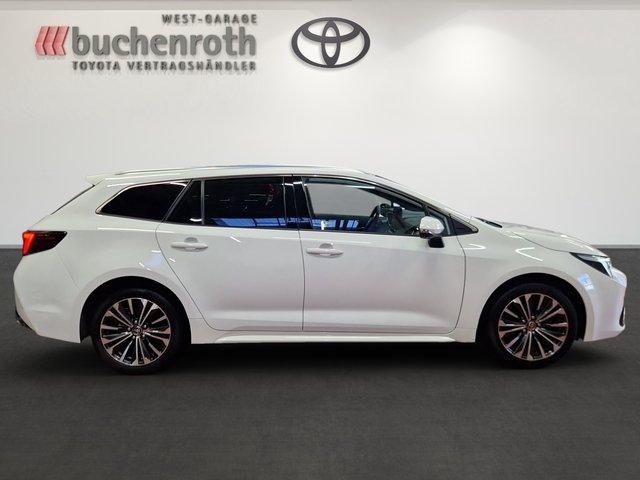 Toyota Corolla Touring Sports 1.8 Hybrid Teamplayer+Tech. Pak.+Allwetterräder - bilder 5