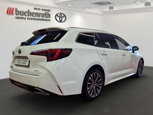 Toyota Corolla Touring Sports 1.8 Hybrid Teamplayer+Tech. Pak.+Allwetterräder - bilder 3
