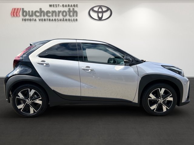 Toyota Aygo X Hybrid Teamplayer + Sitzheizung - foto 4