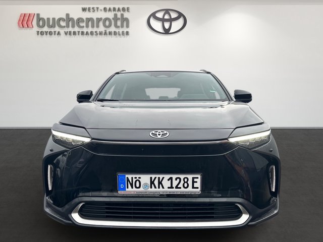 Toyota bZ4X FWD Technik & Comfort Packet+Winterräder - bilder 2