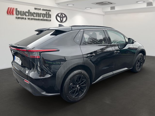 Toyota bZ4X FWD Technik & Comfort Packet+Winterräder - bilder 5