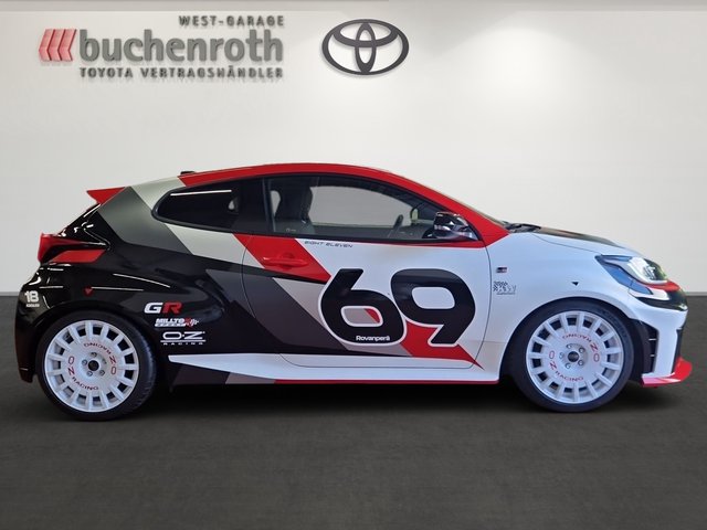 Toyota Yaris GR+Alufelgen geschmiedet, Convenience Paket Sonderfolierung Rally + Miltek Sportausspuff Keramik Schwarz + K&W Gewindefahrwerk - bilder 4