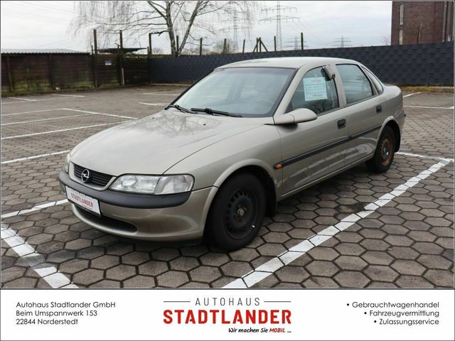 Opel Vectra Comfort 1.6 Klimaanlage / TÜV 09/22 Used vehicle for sale | First registration 07/1996 | Price 1.260 €