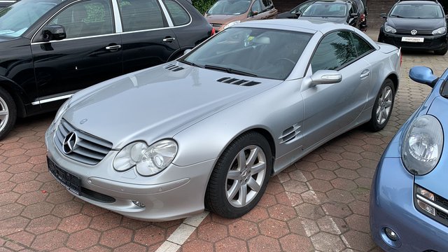 Mercedes-Benz SL 500 Used vehicle for sale | First registration 04/2005 | Price 17.990 €