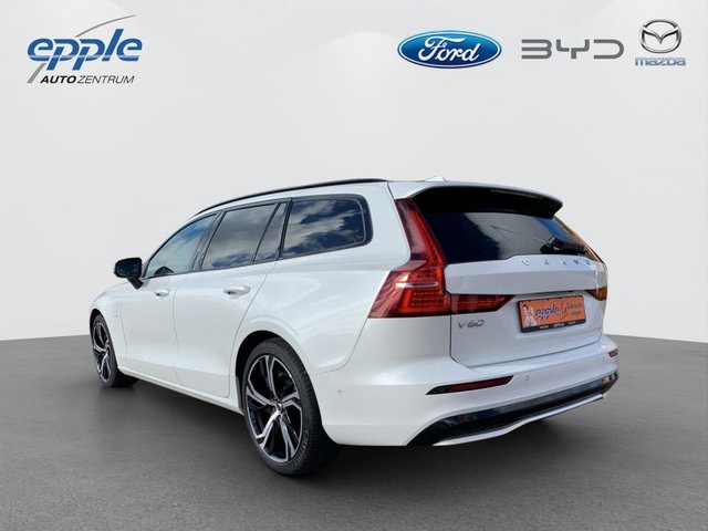 Volvo V60 T8 AWD Recharge Ultimate Dark - photo 4
