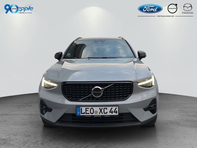 Volvo XC40 B4 B DKG Plus Dark - bilder 2