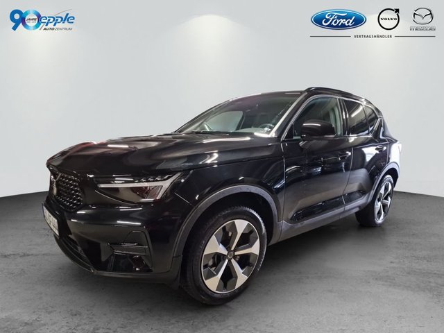Volvo XC40 B4 B DKG Plus Dark, NAVI, WINTER-P,RFK - foto 1