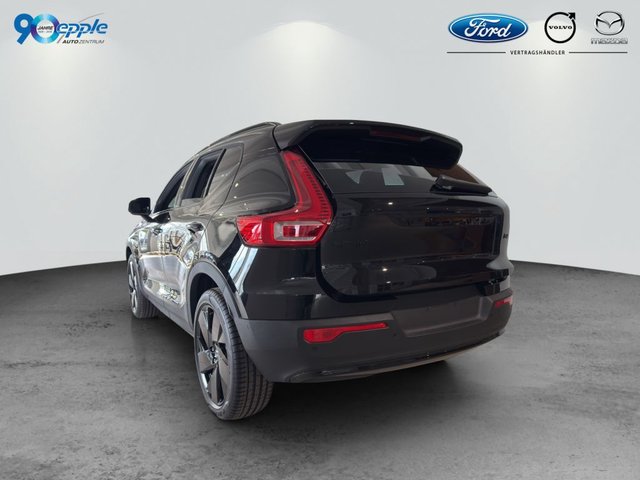 Volvo XC40 B4 B DKG Plus Black Edition - photo 4