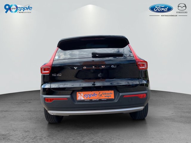 Volvo XC40 T3 Momentum,PANORAMA,NAVI,LED,WINTER-P - bilder 5
