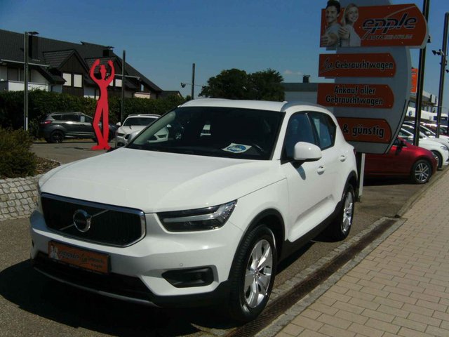 Volvo XC40 D3 Geartronic Momentum,LED,NAVI,PDC - foto 1