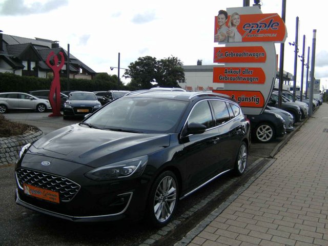 Ford Focus Tur.1.5 EcoBoost Auto.VIGNALE,NAVI,RFK - bilder 1