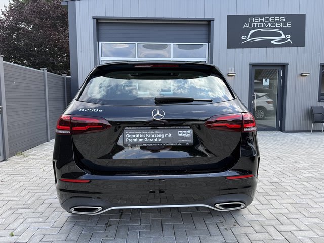 Mercedes-Benz B 250 e Pano SHZ Navi LED AMG 1.Hand Scheckheft - foto 9