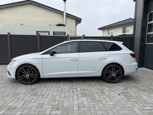 SEAT Leon ST Cupra 300 4Drive SHZ Pano RFK Navi LED - bilder 5