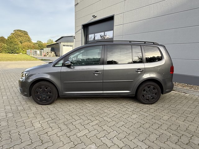 Volkswagen Touran Comfortline PDC SHZ Navi Klimauto - photo 2