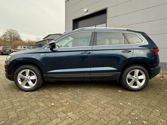 Skoda Karoq Ambition LED/RFK/SHZ/AHK/ACC/Navi/AppleCar - bilder 2