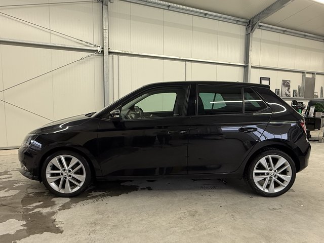 Skoda Fabia Style SHZ Kamera Klimaauto Navi 1.Hand - bilder 3