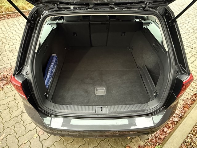 Volkswagen Passat Variant Basis LED/AppleCar/Navi/SHZ/ACC - bilder 9