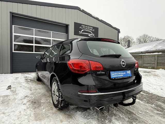 Opel Astra J Sports Tourer Edition - photo 7
