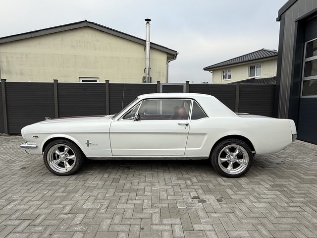 Ford Mustang Hardtop Coupe - bilder 5