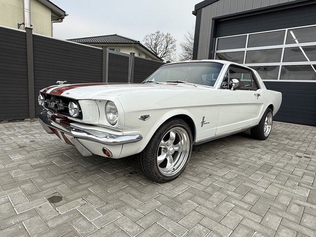 Ford Mustang Hardtop Coupe - bilder 4